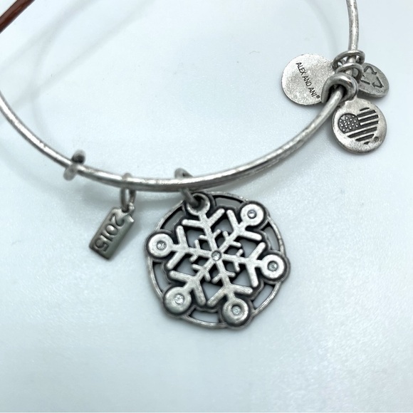 Alex and ani 2015 siver snowflake charm bangle bracelet - Picture 4 of 4